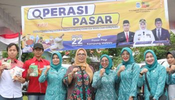Warga Pangkalpinang Serbu Pasar Murah