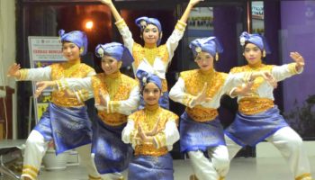 Grup Tari UNP Juara I Kompetisi Nasional Seni Budaya