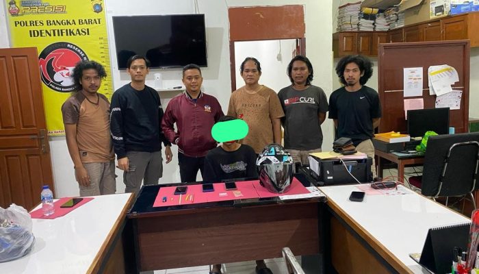 Pengedar Sembunyikan Sabu Dalam Helm