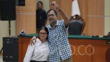 Tidak Terbukti Menghina Luhut, Haris Azhar dan Fatia Divonis Bebas