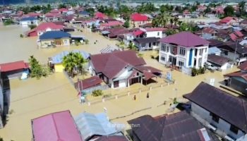 Ratusan Rumah Warga Kerinci dan Sungai Penuh Terendam Banjir