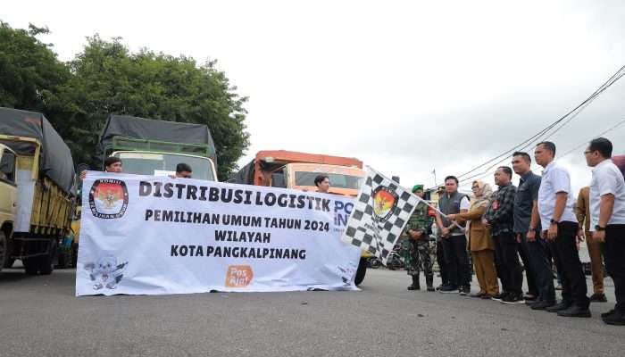 KPU Pangkalpinang Distribusikan Logistik Pemilu 2024