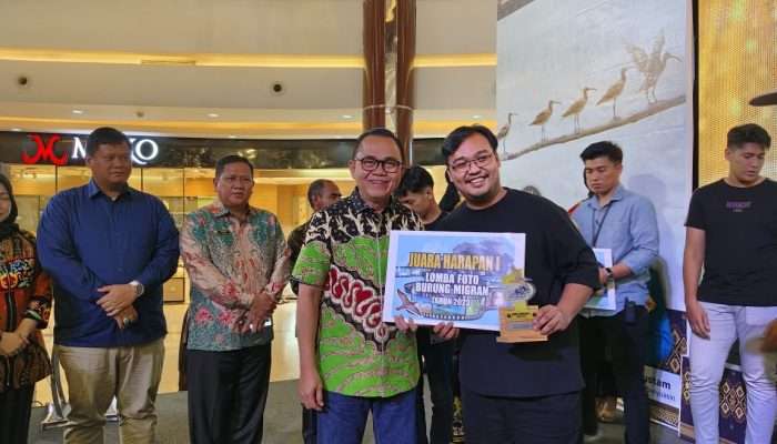 Hani S. Rustam Apresiasi Pemenang Lomba Fhoto Dan Content Creator Burung Migran