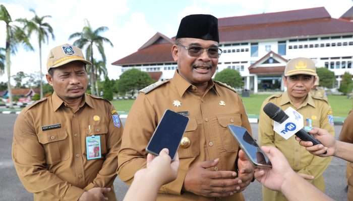 Hari Pertama Kerja, Penjabat Gubernur Pimpin Apel Pagi