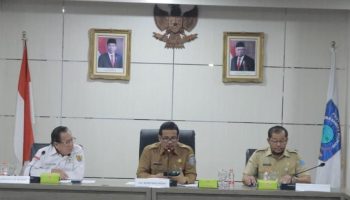 Darmansyah Husein Bersama Plh Sekda Babel Bahas Persiapan Pilkada
