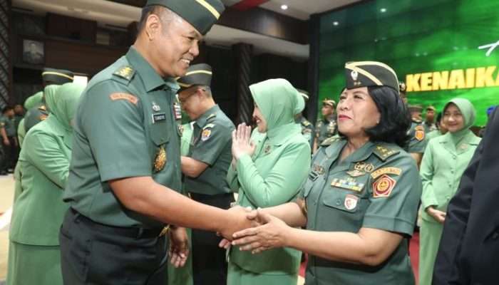 Dian Andriani Ratna Dewi Jadi Perempuan Pertama Berpangkat Mayjen di TNI AD