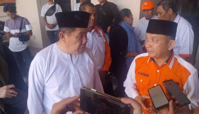 Hidayat Arsani, Bacagub Pertama yang Mendaftar di DPW PKS Babel