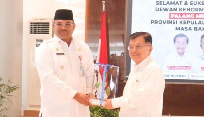 Jusuf Kalla Lantik Pengurus PMI Babel Masa Bakti 2024-2029