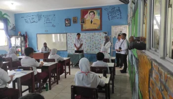 Penjabat Walikota Monitoring Pelaksanaan Ujuan Akhir, di SD 20 Pangkalpinang