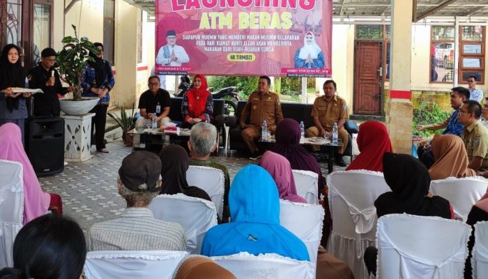 Bupati Bangka Selatan H. Riza Herdavid Launching ATM Beras