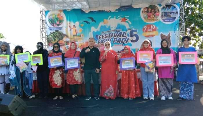 Festival Pantai Pasir Padi Geliatkan UMKM