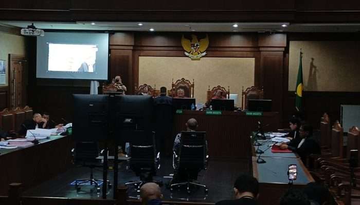 Sidang Kasus Timah, Tiga Mantan Pejabat ESDM Didakwa Rugikan Negara Rp300 Triliun