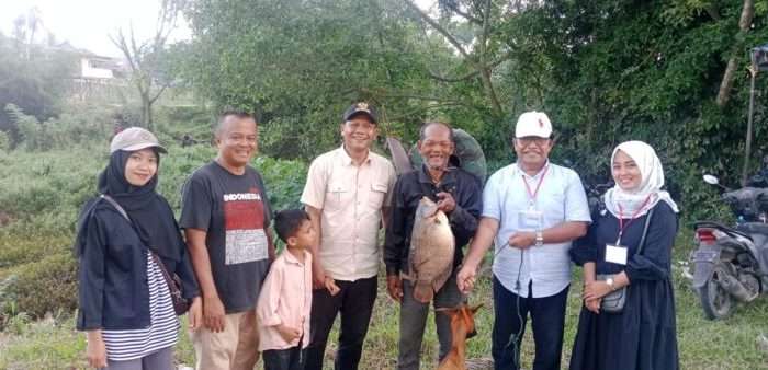Ratusan Warga Ikuti Lomba Mancing Ikan Lubuak Larangan