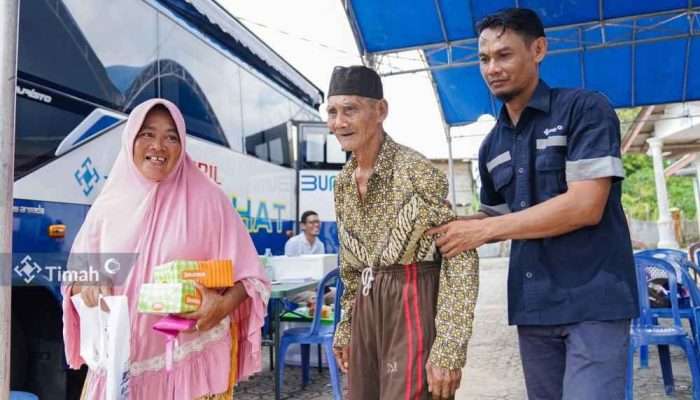 Mobil Sehat PT Timah Berikan Pelayanan Kesehatan Gratis
