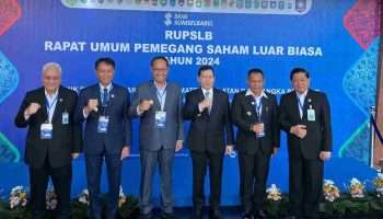 Penjabat Gubernur Hadiri RUPS Luar Biasa Bank SumselBabel