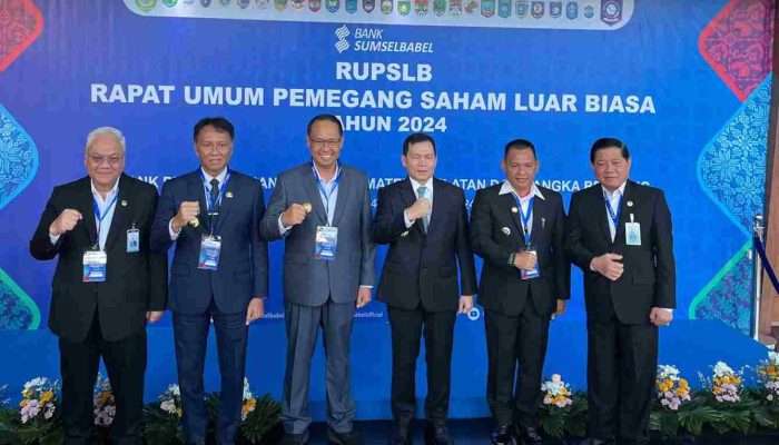 Penjabat Gubernur Hadiri RUPS Luar Biasa Bank SumselBabel