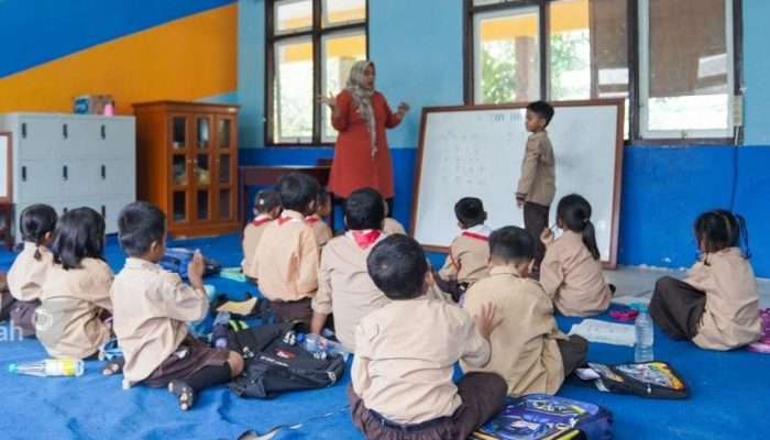 PT Timah Bantu Sarana Belajar SDN 21 Gantung