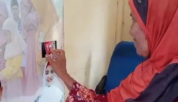 20 Mustahik di Bangka Selatan Terima Bantuan Beras dari Baznas