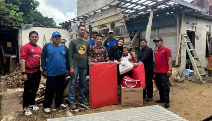 Pemkab Bangka Selatan Bantu Korban Rumah Roboh di Toboali