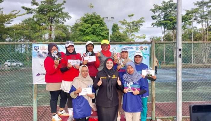 Wabub Bangka Selatan Tutup Turnamen Tenis KORPRI