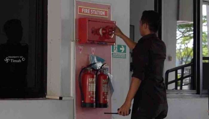 Perkuat Aspek K3, PT Timah Intensifkan Pemasangan Rambu Keselamatan