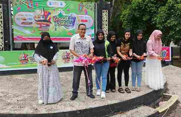 Juhaini Gunting Pita Tandai Dimulainya Pangkalpinang Fest Season 7 Ramadhan