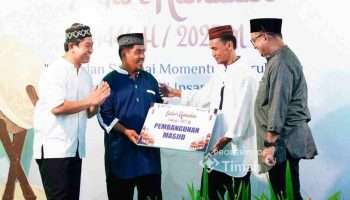 PT Timah Salurkan Bantuan untuk Masjid Al Hidayah Tegal Rejo