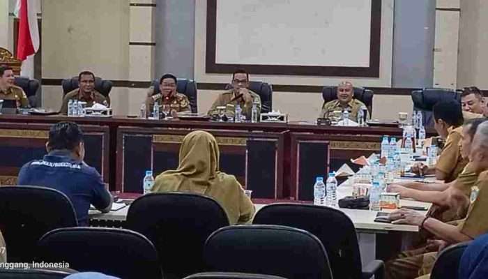 Bahas Desfisit Anggaran, Penjabat Walikota Pangkalpinang Kumpulkan Jajaran OPD