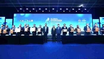 PLN Pacu Inovasi Hidrogen untuk Lautan Bebas Emisi