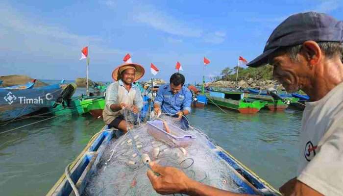 PT Timah Berdayakan Kelompok Nelayan dan Berikan Jaminan Perlindungan Sosial