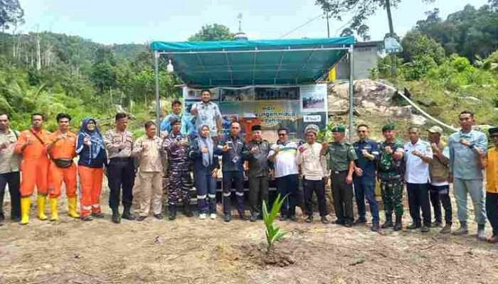 PT Timah Tanam Ratusan Pohon Produktif di Kabupaten Karimun