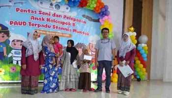 PT Timah Fasilitasi Pentas Seni TK Stannia Muntok