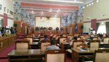 Penjabat Walikota Hadiri Rapat Paripurna DPRD Perubahan APBD Pangkalpinang