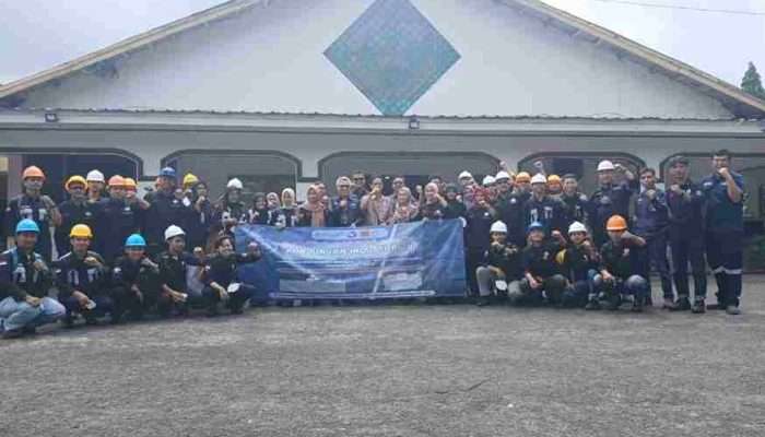 PT Timah Kenalkan Proses Peleburan Biji Timah kepada Mahasiswa Polman