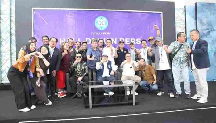 Duet Akhmad Munir & Atal Depari Resmi Daftar Caketum dan Calon Ketua DK PWI Pusat 2025-2030