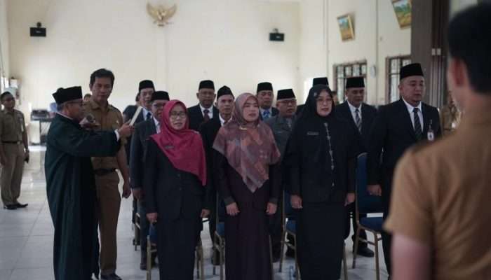 Pemkab Bangka Tengah Rotasi Sejumlah Pejabat Eselon II
