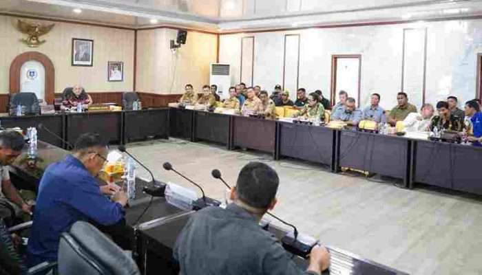 Difasilitasi DPRD Babel, PT GSBL dan Karyawan Berdamai