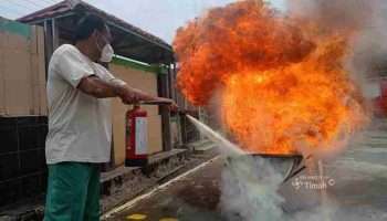 PT Timah Tbk Gelar Pelatihan Tanggap Bencana Bersama Pemerintah Desa Air Putih