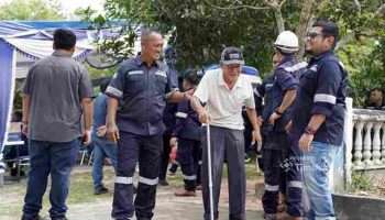 PT Timah Tbk Serahkan Bantuan untuk Lansia di Bangka Barat