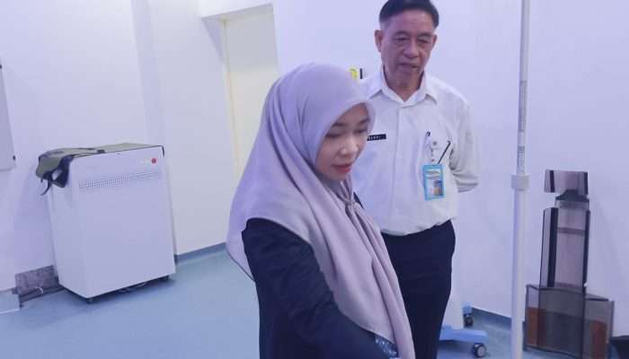 Anggota DPRD Babel Cek Kesiapan Alkes RSUD Soekarno