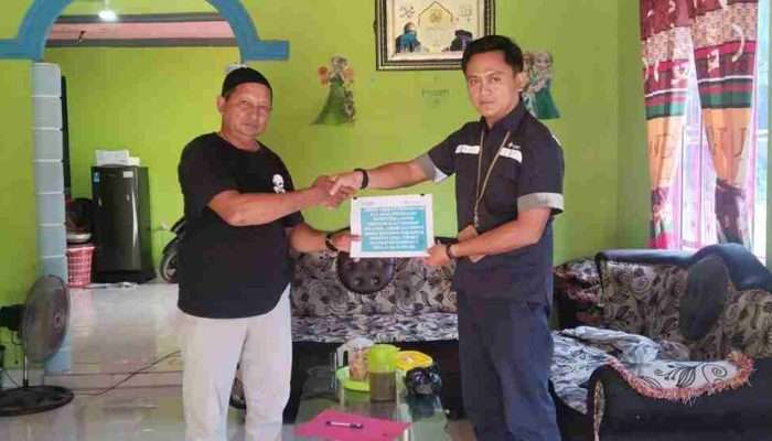 PT Timah Tbk Serahkan Jaring untuk KUB Karya Bersatu