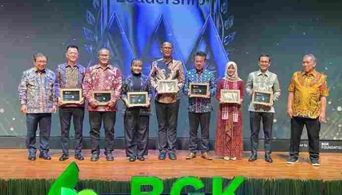 PT TIMAH Tbk Raih Penghargaan Indonesia ESG Leadership Awards 2025 Kategori Leadership AAA