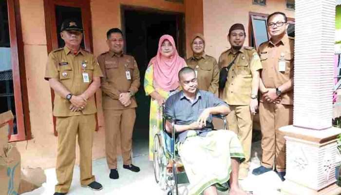 Wakil Walikota Pangkalpinang Kunjungi Warga Penerima Bantuan Sosial