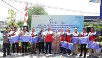 PT Timah Tbk Serahkan Bantuan Pembinaan kepada Puluhan Koperasi di Bangka Belitung