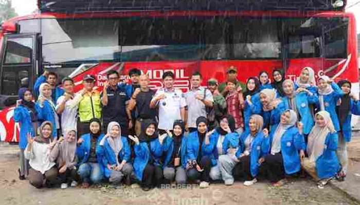 PT Timah Tbk Berikan Layanan Pengobatan Gratis Bagi Warga Desa Bukit Layang