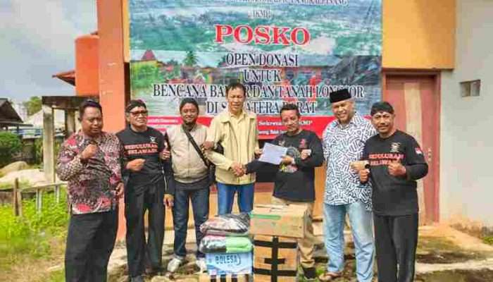 Paguyuban Reyog Ponorogo Bantu Korban Banjir Sumatera Barat