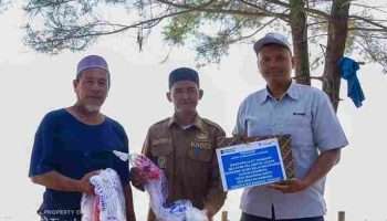 PT TIMAH Tbk Salurkan Bantuan Alat Tangkap Ikan untuk Nelayan Desa Baskara Bakti