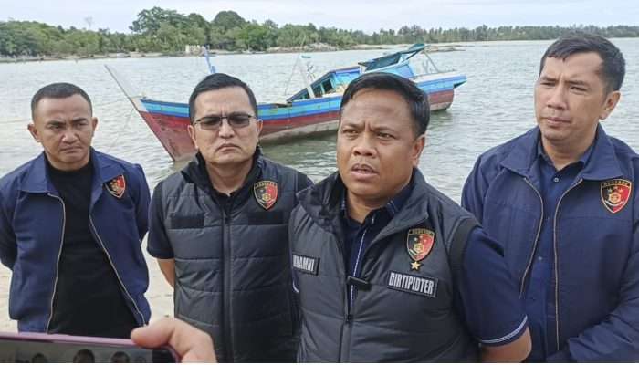 Tim Penyidik Tipidter Bareskrim Geledah dan Sita Ruko di Kelapa Kampit