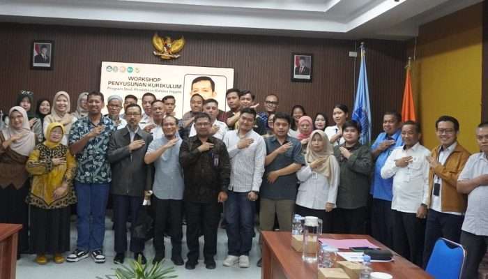 Prodi Pendidikan Bahasa Inggris UBB Inisiasi Penyusunan Kurikulum Berbasis OBE