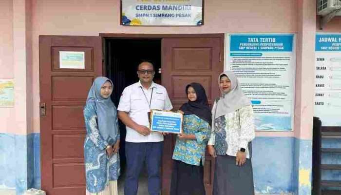 PT TIMAH Dukung Inovasi dan Penelitian Pelajar SMP N 1 Simpang Pesak Olah Gedebong Pisang Jadi Sambalingkung